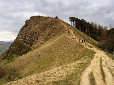 Ridge walk near Lose Hill