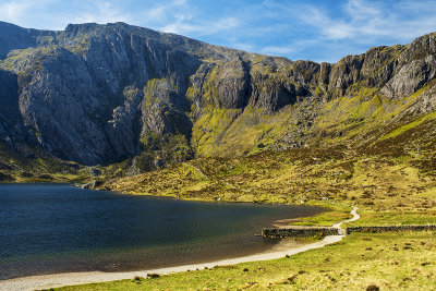 Path into Cwm Idwal