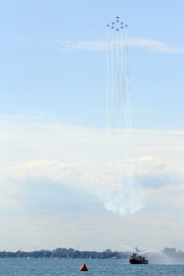 CF Snowbirds silver dart