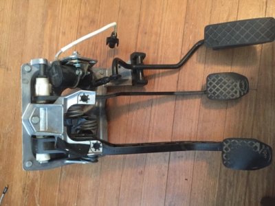 Pedal Cluster 2_zpsbnjyb89f.JPG