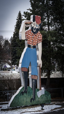 Paul Bunyan Hoisting Burger