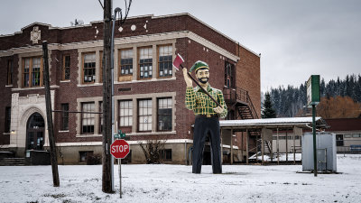 Lumberjack Big Friend
