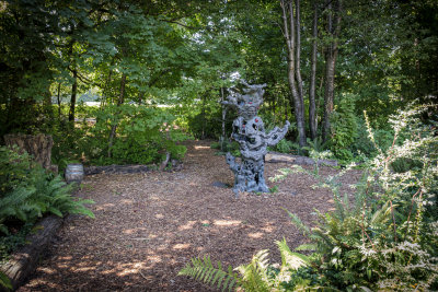 Jerry Garcia Tree Sculpture