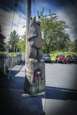 Little Roadside Tavern Bear