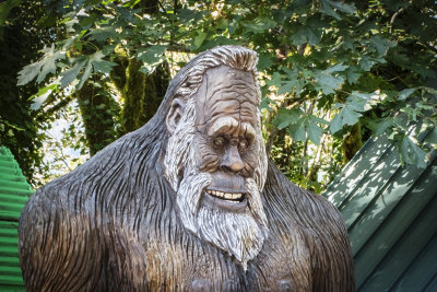 Friendly Bigfoot Statue