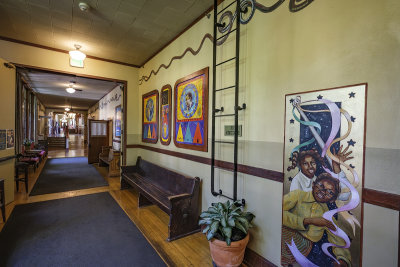 McMenamins Kennedy School