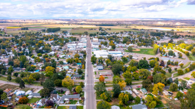 Horseshoe-Shaped Town