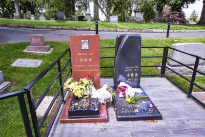 Bruce Lee & Brandon Lee Grave Sites