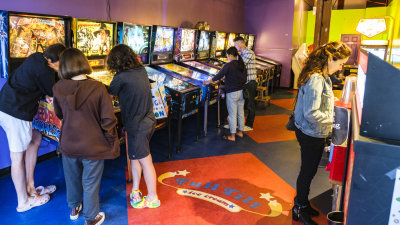 Full Tilt Ice Cream & Pinball Arcade