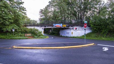 Truck-Eating Bridge