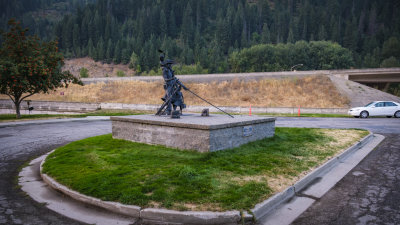 Sunshine Mine Happy Family Statue