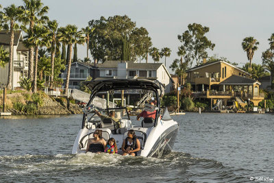 Bonehead Boater 4J