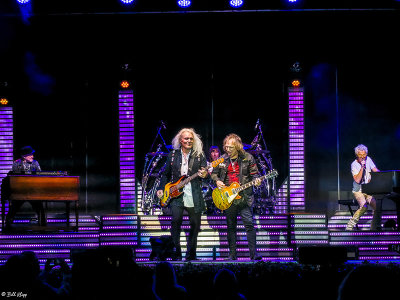 REO Speedwagon 3