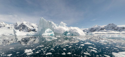 Icebergs, Paradise Harbour  35