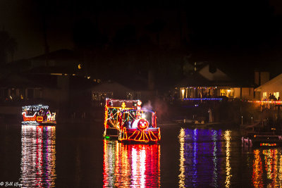 Willow Lake Lighted Boat Parade  65