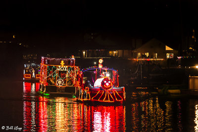 Willow Lake Lighted Boat Parade  67