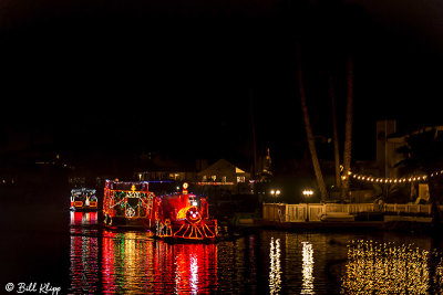 Willow Lake Lighted Boat Parade  69