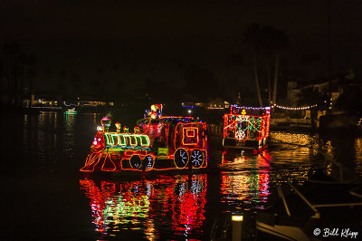 Willow Lake Lighted Boat Parade