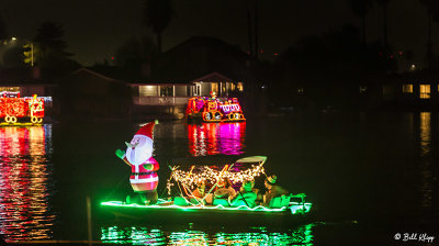 Willow Lake Lighted Boat Parade  82