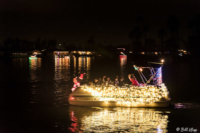 Willow Lake Lighted Boat Parade  94