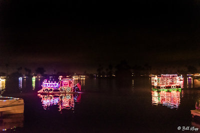 Willow Lake Lighted Boat Parade  97