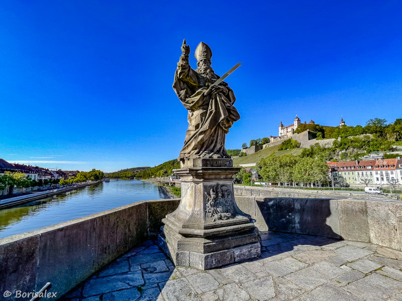 St. Kilian at the Old Main Bridge