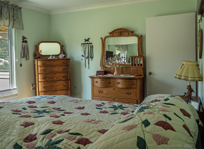 Rossmoor Front bedroom.jpg