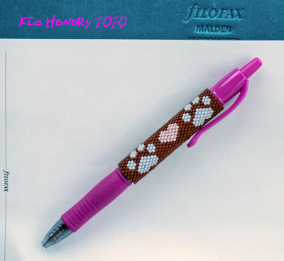 Paw Print and Hearts Pen Wrap *8 - Gift