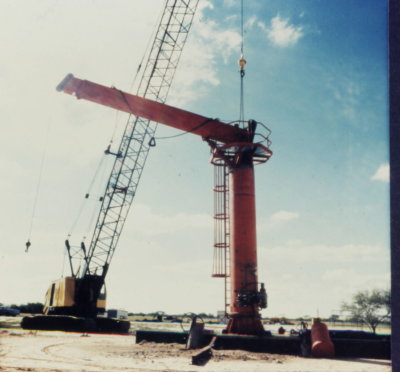 Crane, pedestal jib.jpg