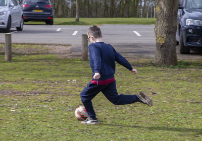 SundayFamilyWalk30.jpg