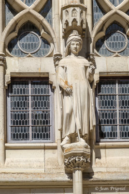 Pierrefond