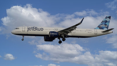 Another Jet Blue