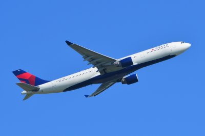 Delta Airbus A330-300 N816NW
