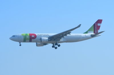 TAP Airbus A330-200 CS-TOQ