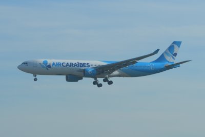 Air Caraïbes Airbus A330-300 F-HPUJ French Bee livery