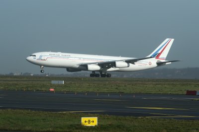 Rpublique Franaise Airbus A340-200 F-RAJA