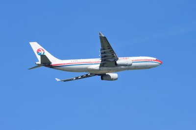 China Eastern Airbus A330-200 B-6099 Old colour scheme