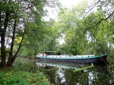 Stage 3: Moored ship