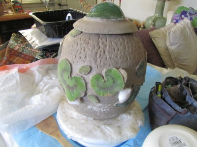 urn with lid