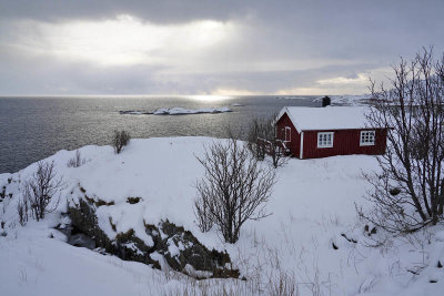 From Hamnoy Bridge to Sakrisoy