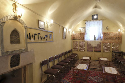 Hamadan, Esther Tomb