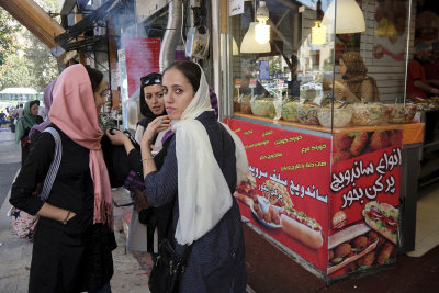 Tehran, Bazar