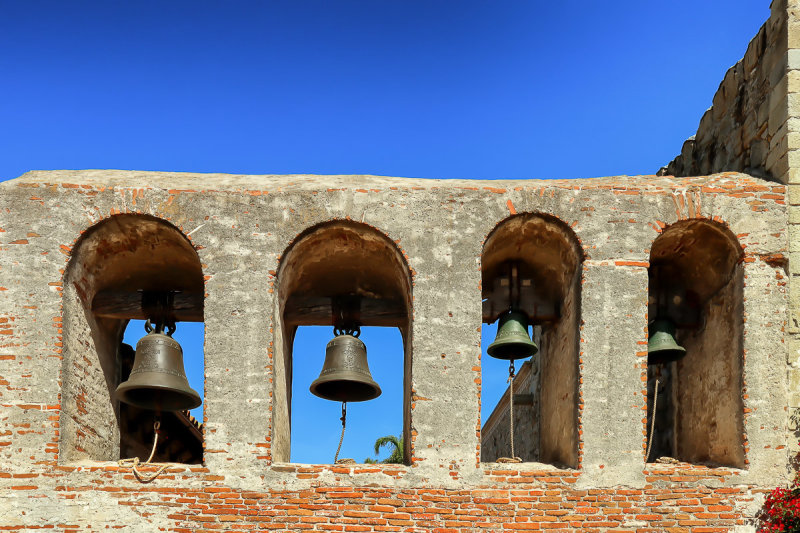 4 Bells