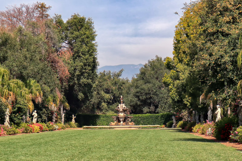 Garden Sculptures & Baroque Fountain