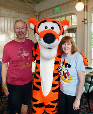 Tigger at Crystal Palace in Magic Kingdom