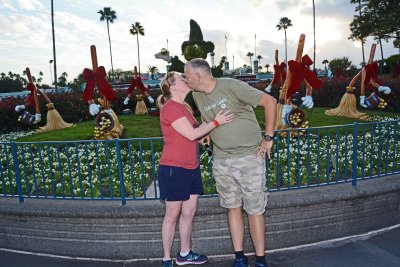 Leaving Hollywood Studios