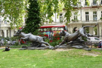 Lioness and Lesser Kudu Sculpture in Grosvenor Gardens, London
