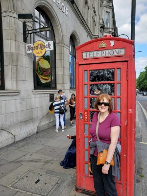Hard Rock Cafe London opened 14 June 1971