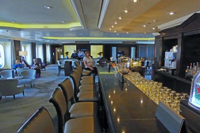 The bar in the Den aboard Azamara Pursuit