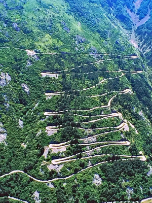 Had to go to the internet for aerial photo of 13 or the 25 switchbacks we just traveled